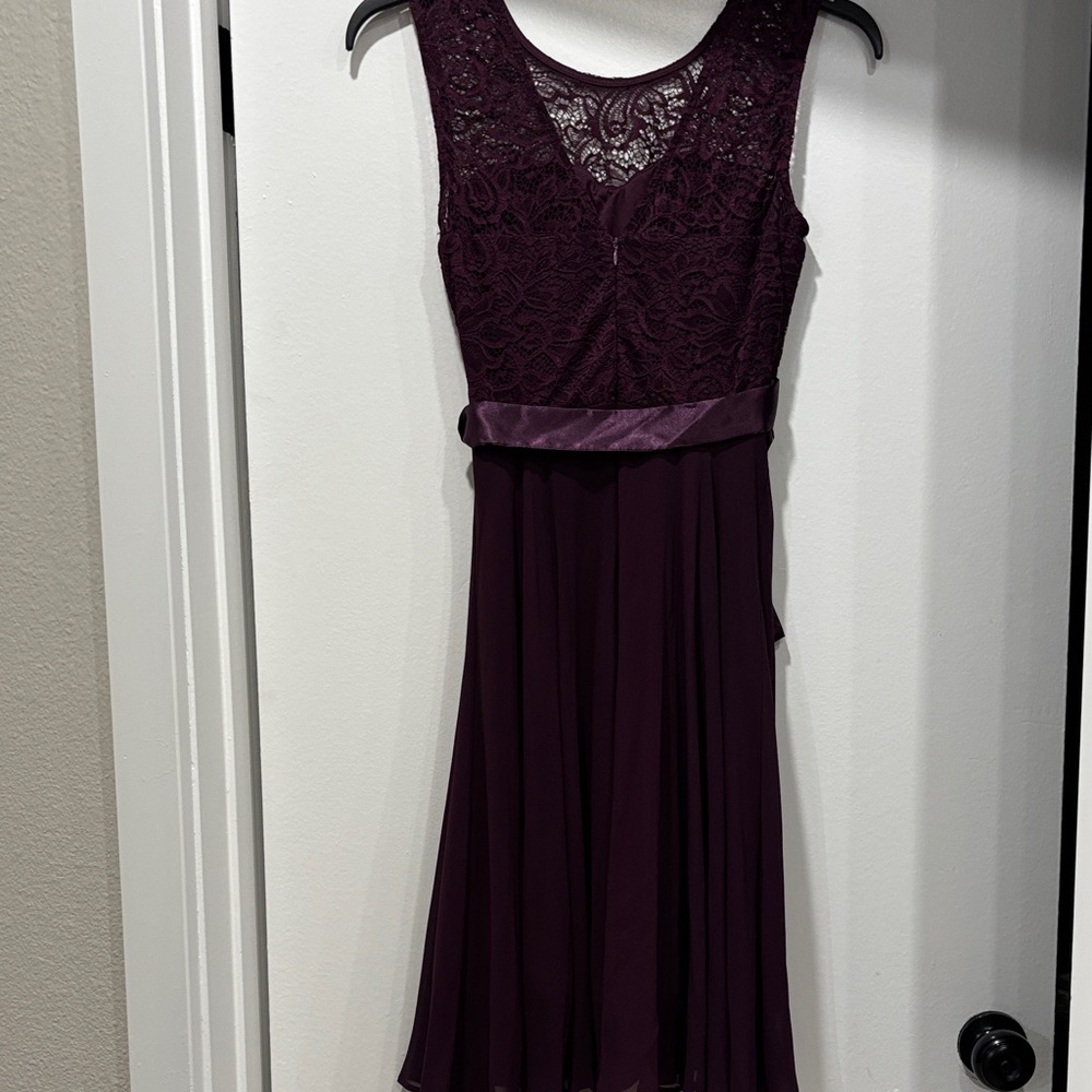 Beautiful Lace plum Dress, wore once. - Picture 3 of 4